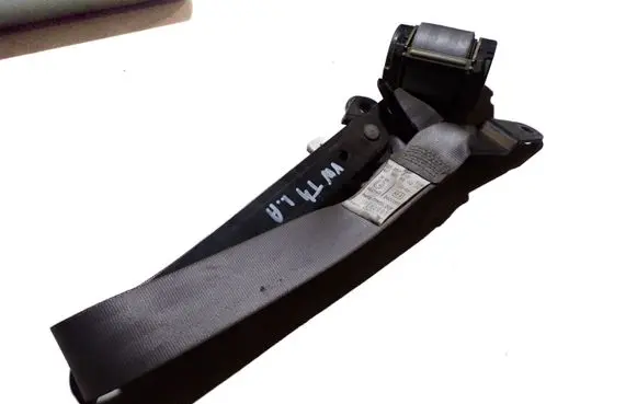 Volkswagen Multivan T4 Rear seatbelt 705857815