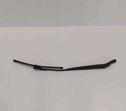 Front wiper blade arm