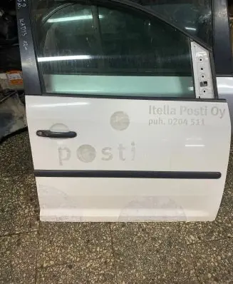 Volkswagen Caddy Front door