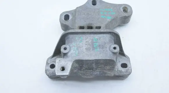 Mercedes-Benz Sprinter W907 W910 Engine mount bracket A9102410300
