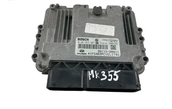 Hyundai i30 Engine control unit/module ECU 391152A411 0281017207