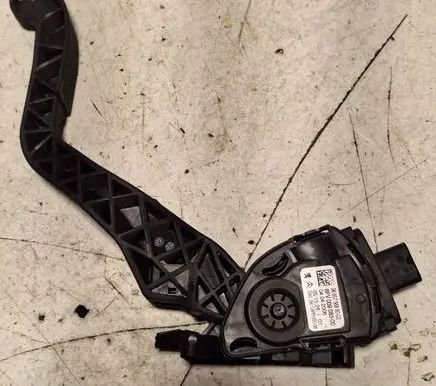 Peugeot 207 Accelerator throttle pedal 968075688002 04042006 6PV00908300