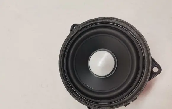 BMW 5 G30 G31 Rear door speaker 9364956