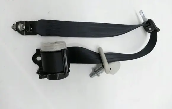 Mazda 5 Rear seatbelt