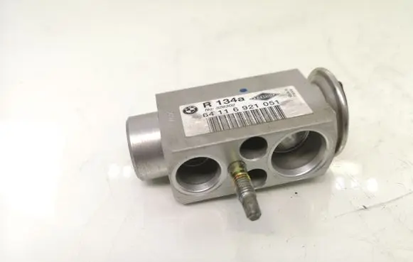 BMW 5 E60 E61 Air conditioning (A/C) expansion valve 6921051 64116921051 R134A