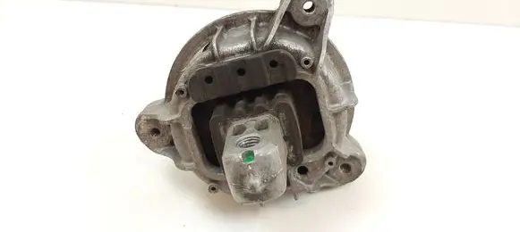 BMW 5 F10 F11 Engine mount bracket 6780263