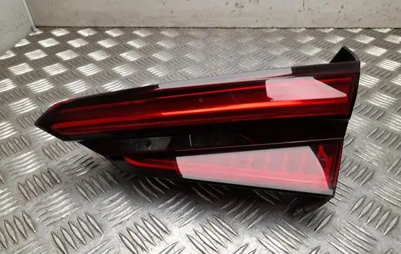 Audi A5 8T 8F Rear/tail lights 8W6945094
