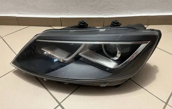 Seat Alhambra (Mk2) Headlight/headlamp 7N5941751