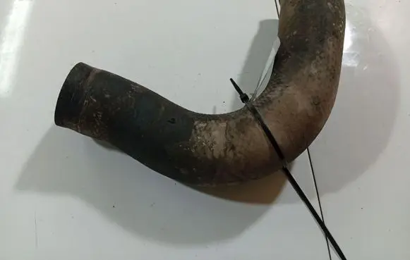 Intercooler hose/pipe