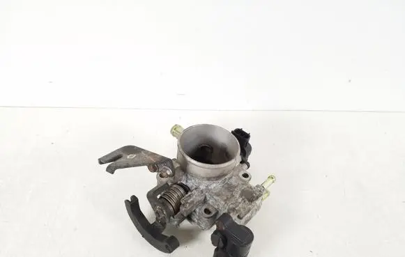 Toyota Avensis T250 Throttle valve 22210-0D130