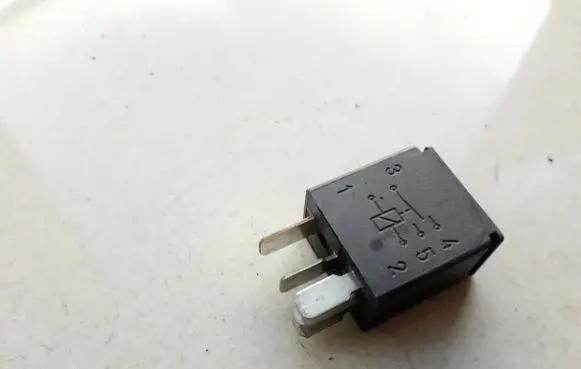 Volvo S60 Other relay 4RD00781400 4RD007814-00