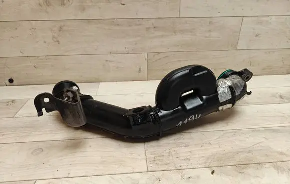 Citroen C4 I Picasso Turbo air intake inlet pipe/hose 9653778480