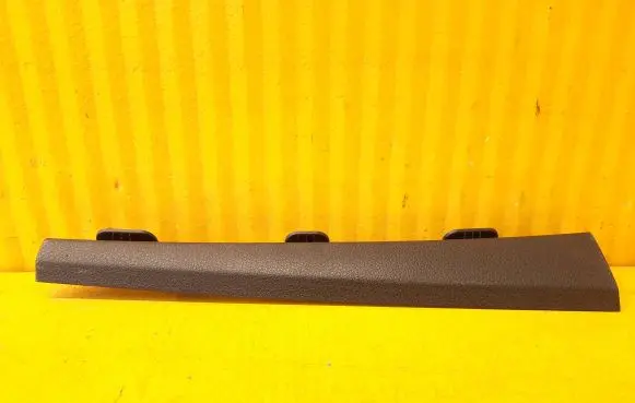Porsche Macan (95B) (A) pillar trim 95B868239A