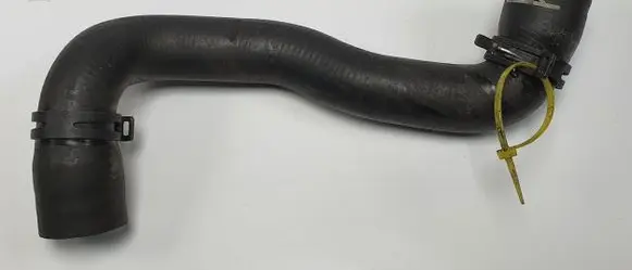 Mini One - Cooper Coupe R56 Engine coolant pipe/hose 2754221