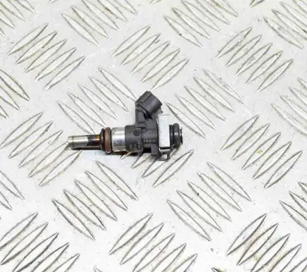 Fuel injector
