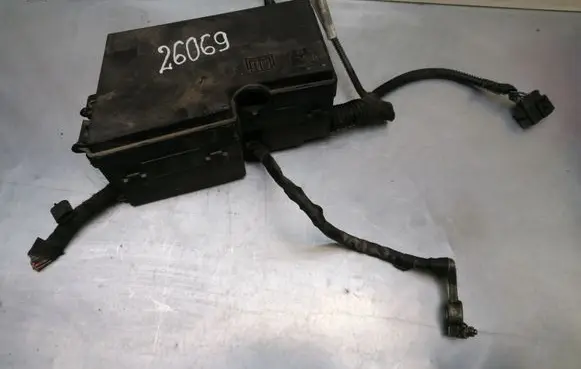 Ford Focus Fuse module 3M5T14A142AB