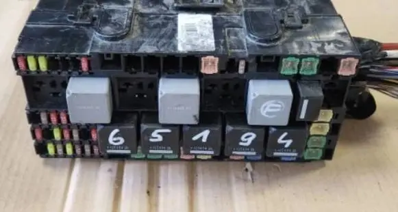 Ford Transit Fuse box set BK3T-14401-EWD