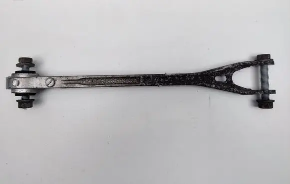 Dodge Charger Rear control arm 68184784AA 784AA 68158142AA