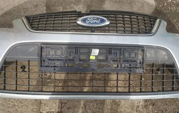 Ford Mondeo MK IV Front bumper lower grill