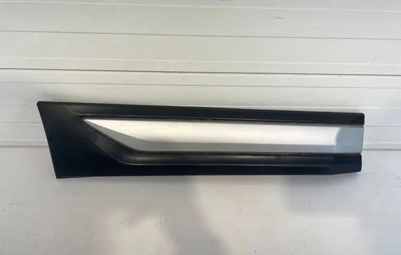 Mitsubishi Outlander Rear door trim (molding) 5757A410