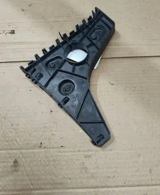 Audi A7 S7 4G Rear bumper mounting bracket 4G8807453