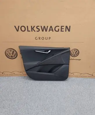 KIA Niro Front door card panel trim 82331AT020 82311AT000