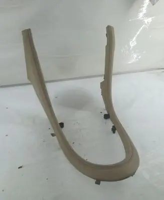 Mercedes-Benz CLS C219 Center console