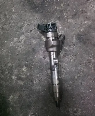 BMW 3 F30 F35 F31 Fuel injector 8514146
