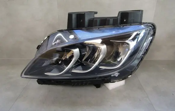 Hyundai Kona I Headlight/headlamp 92101J95XX