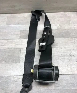 Mercedes-Benz R W251 Front seatbelt A2518600388 603354100C 2208060719