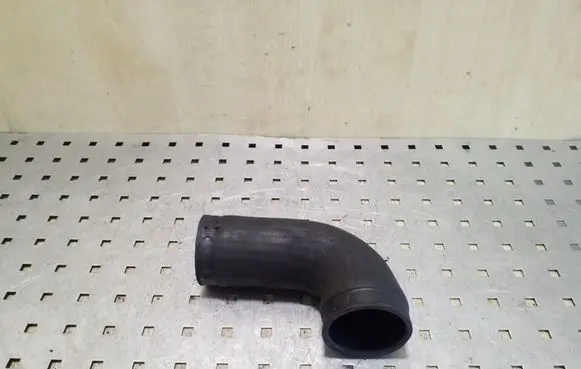 BMW 5 E39 Intercooler hose/pipe 11612247967 2247967