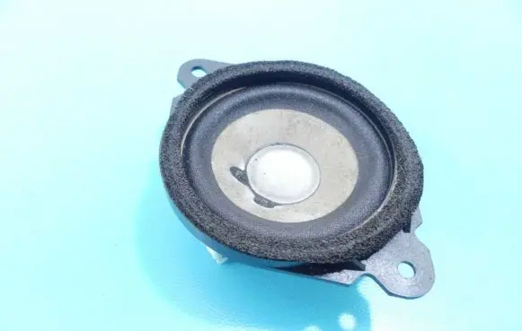 Mazda CX-7 Front door speaker NE6166960 IMPRK1052660