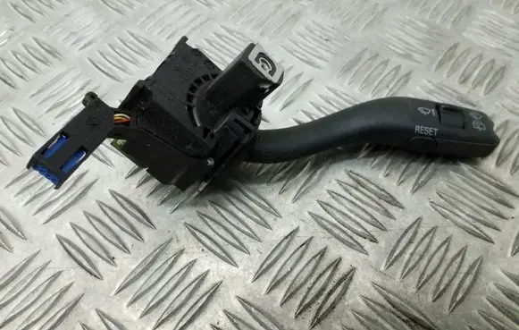 Audi A3 S3 A3 Sportback 8P Wiper control stalk 8P0953519A