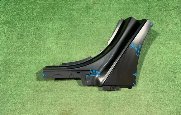 Ford Focus Sill FOCUSMK4PROGLEWY