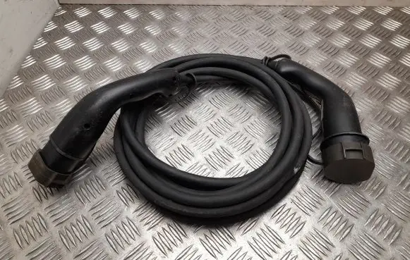 Nissan Leaf I (ZE0) Electric car charging cable 296M45SH1A