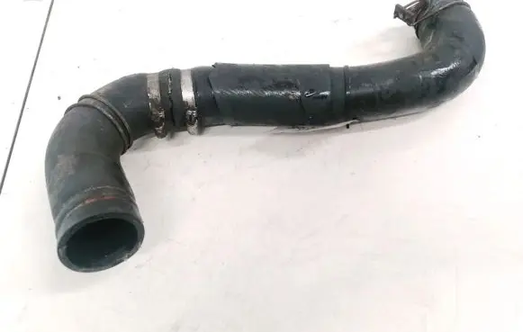 Subaru Impreza I Engine coolant pipe/hose