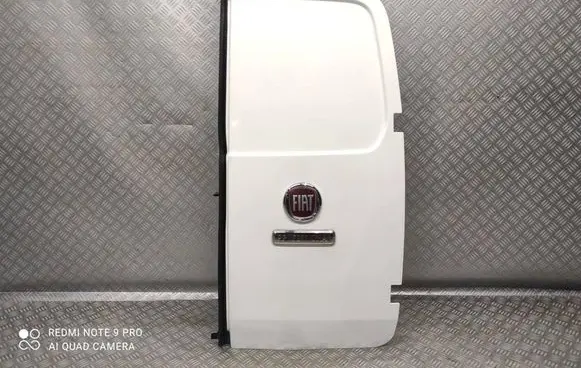 Fiat Fiorino Rear door
