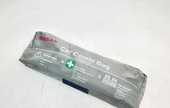 Nissan Qashqai First aid kit R27033011