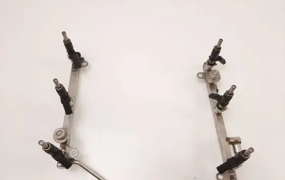 Mercedes-Benz R W251 Fuel injectors set A2720700995