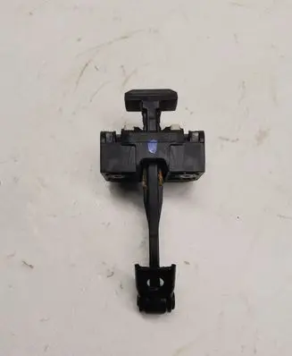 BMW M3 F80 Front door check strap stopper 7446717