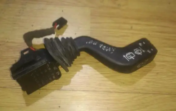 Opel Astra G Wiper control stalk 09024339501392