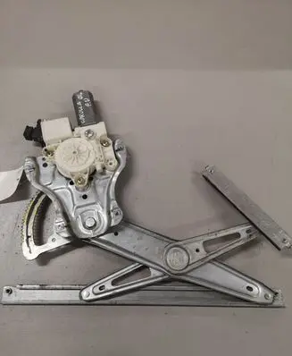 Toyota Corolla E120 E130 Front door window regulator with motor 0130822032 992046100