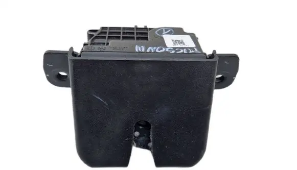 Hyundai Tucson TL Tailgate/trunk/boot lock/catch/latch KF1M1541