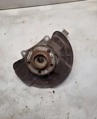 Volvo S60 Front wheel hub 9461943