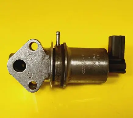 Volkswagen Golf IV EGR valve 72278503 036131503M