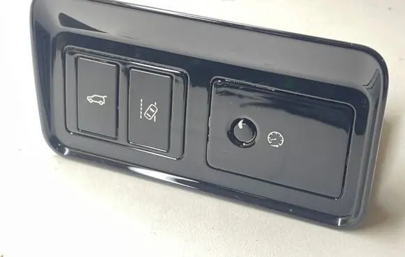 Jaguar F-Pace Tailgate/trunk/boot open switch HK8311654DB 17071202