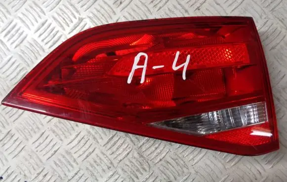 Audi A4 S4 B8 8K Tailgate rear/tail lights