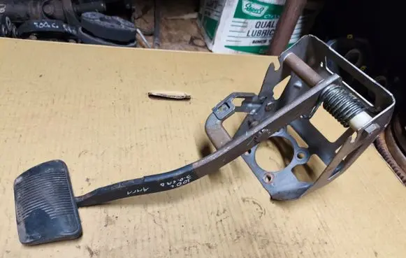 Chrysler 300 - 300C Brake pedal 