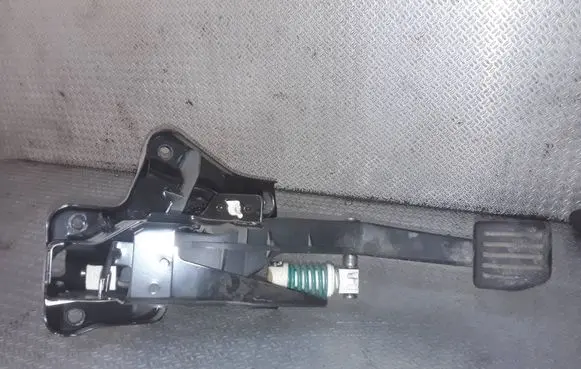 Ford Mondeo MK IV Clutch pedal 7G9N7B633AGF