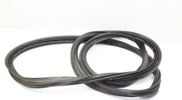 Toyota Yaris XP210 Trunk rubber seal (body) 6788152250